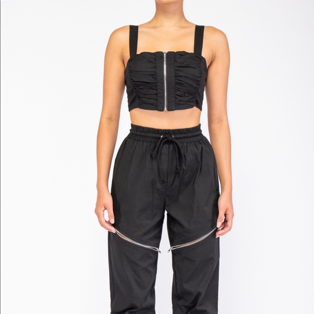 2 pc zipper jogger set 🔥New Item🔥